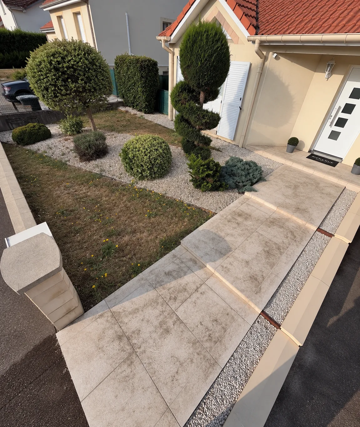 Avant — Nettoyage terrasse & extérieurs